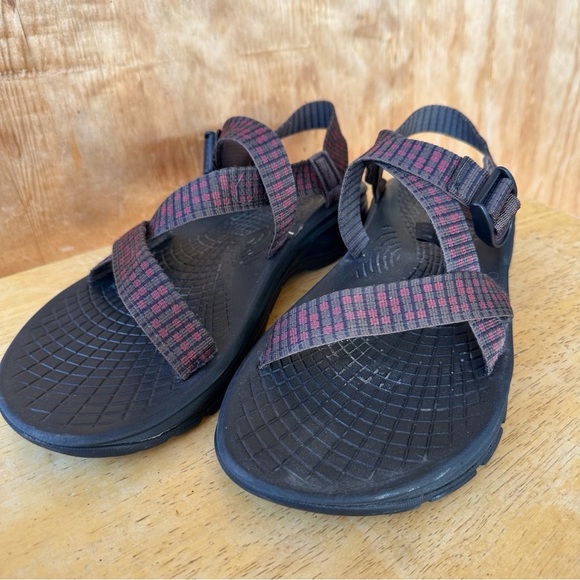 Chaco Z/1 Adjustable Strap Sport Hiking Water Sandal Red Gray main image 8